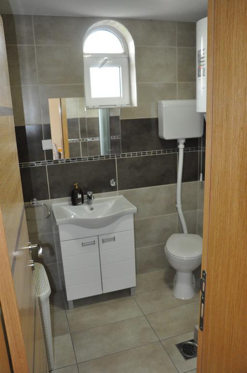 Aria Apartmani Vrdnik Extérieur photo